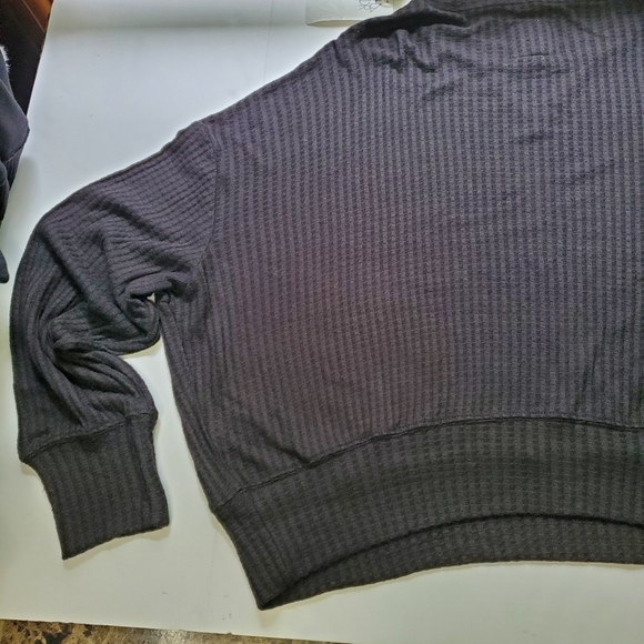 Chaser - Picture 15 of 16